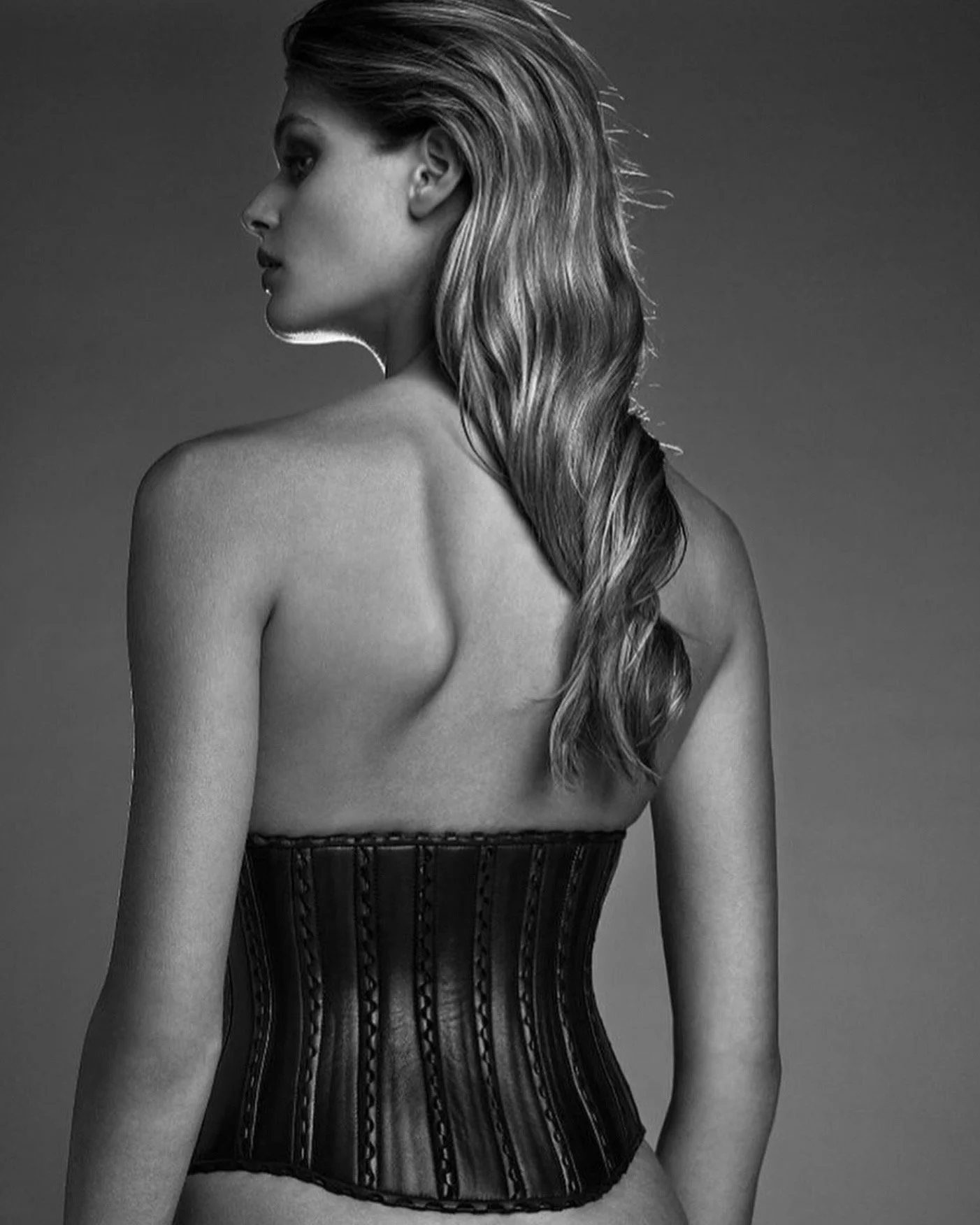 Madame Figaro - Wendelien Daan - Hair Stylist: Vincent de Moro