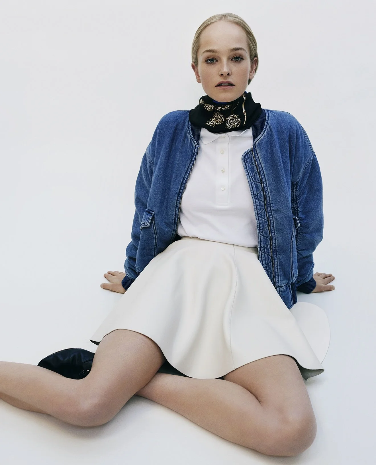 LéaNielsen_LES_ECHOS_MiniSkirt_05.jpeg