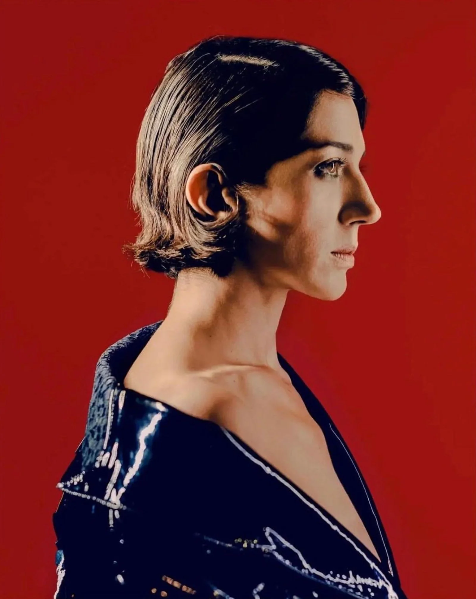 Elle - Dorian Prost - Zar Amir Ebrahimi - Hair & Makeup: Elika Bavar