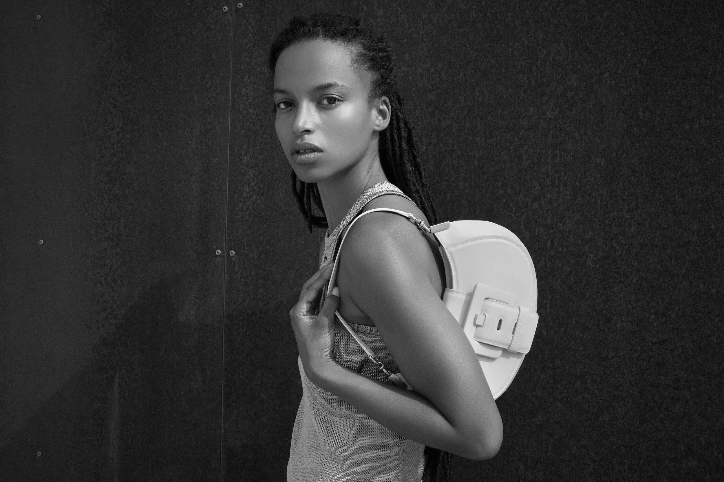 Barbara Bui - Hair & Makeup: Flavio Nunes