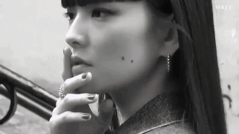 Kozue Akimoto 