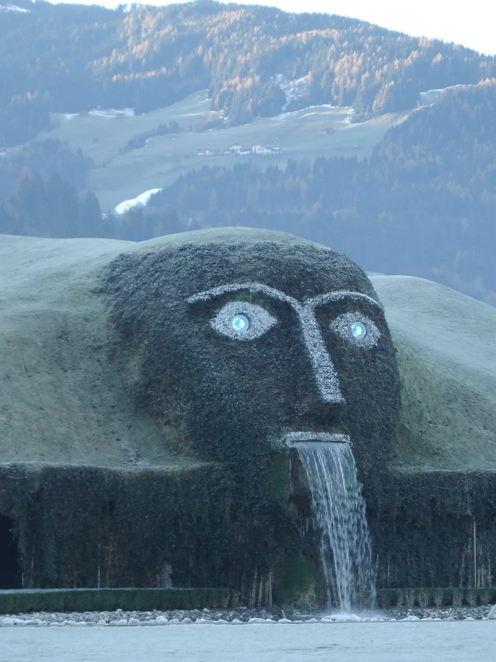 The Giant by André Heller