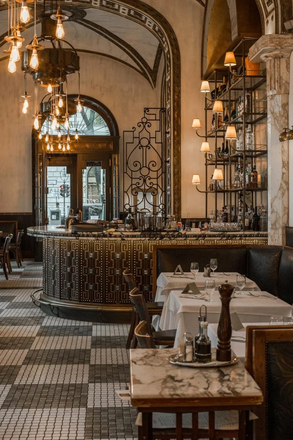 &nbsp;An Aria with Espresso at Callas Café