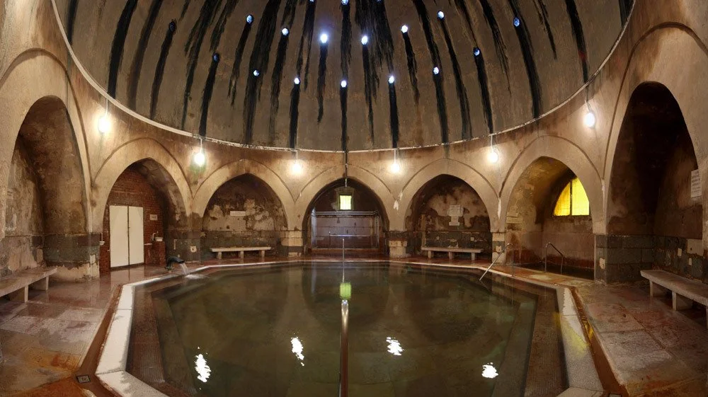 Kiraly Baths 03.jpg