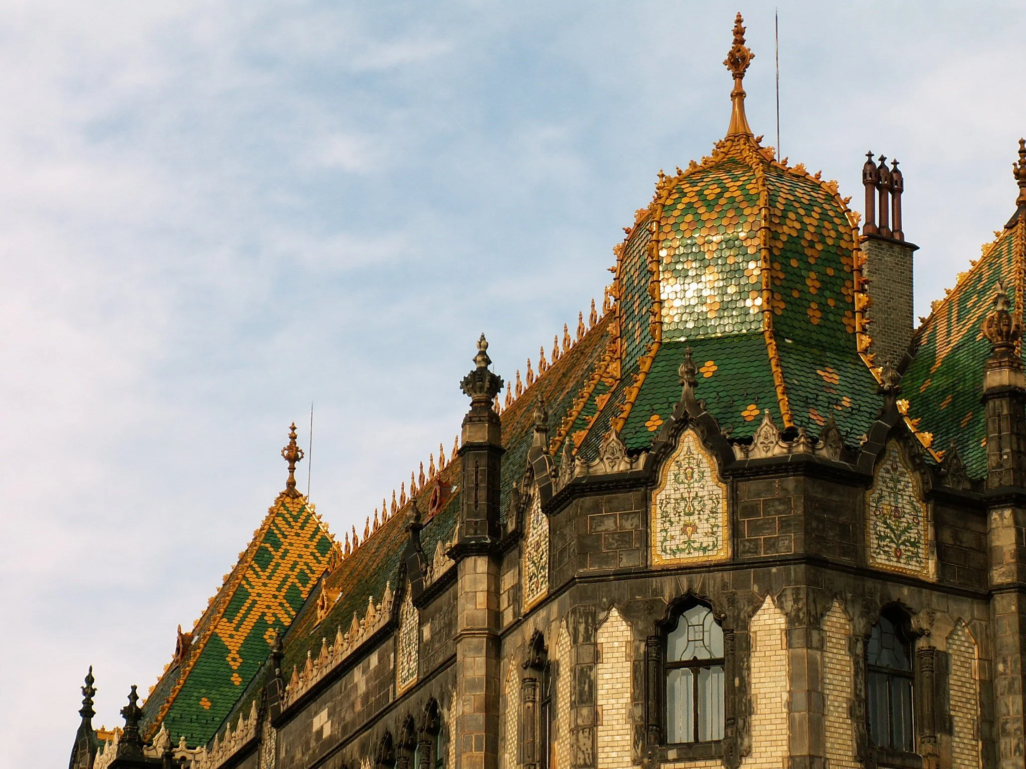 Iparművészeti Múzeum – Museum of Applied Arts