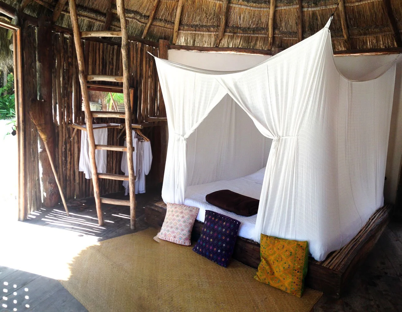 Uno Astrolodge 008.jpg