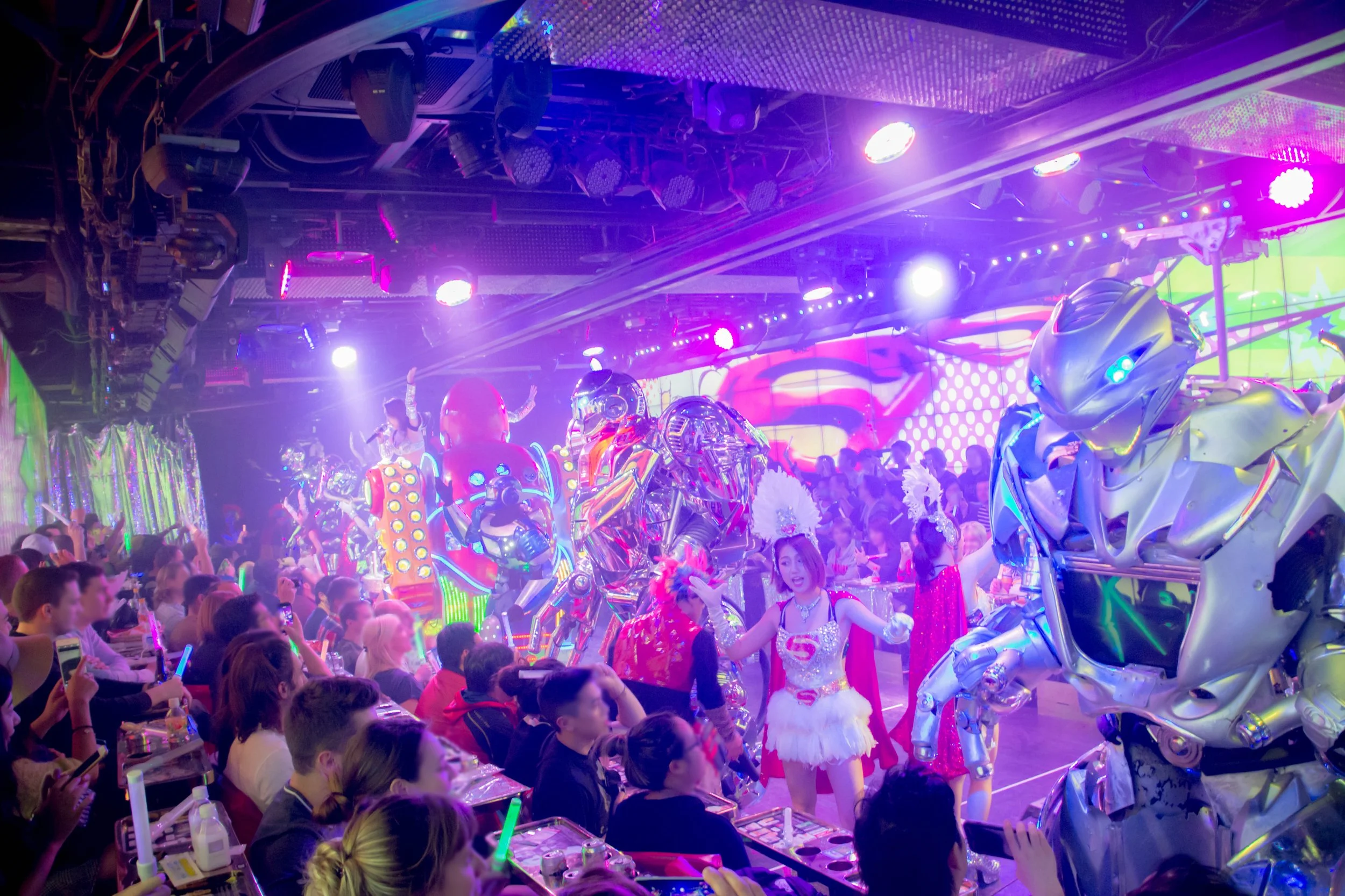 obotCabaret Restaurant 001.jpg