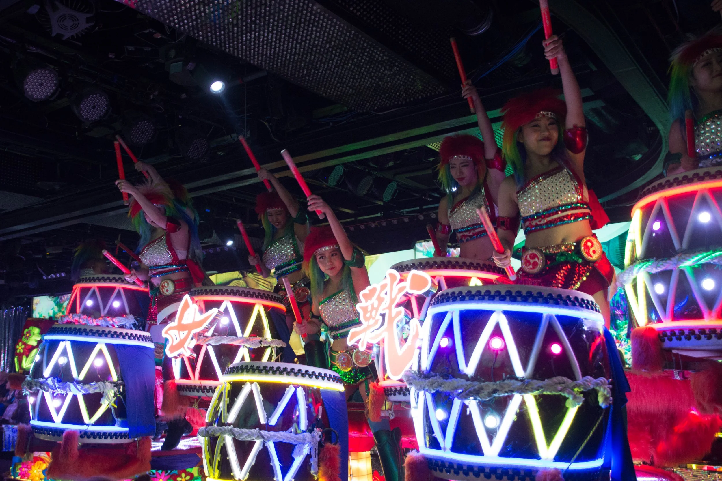 RobotCabaret Restaurant 000.jpg