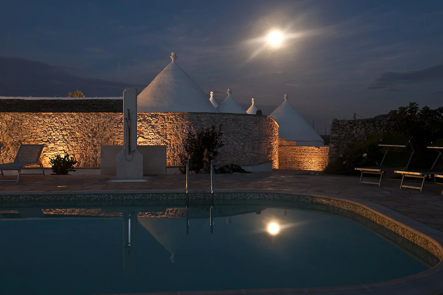 Pool Margherita Dal Pra Yoga Retreat Puglia 3.jpg