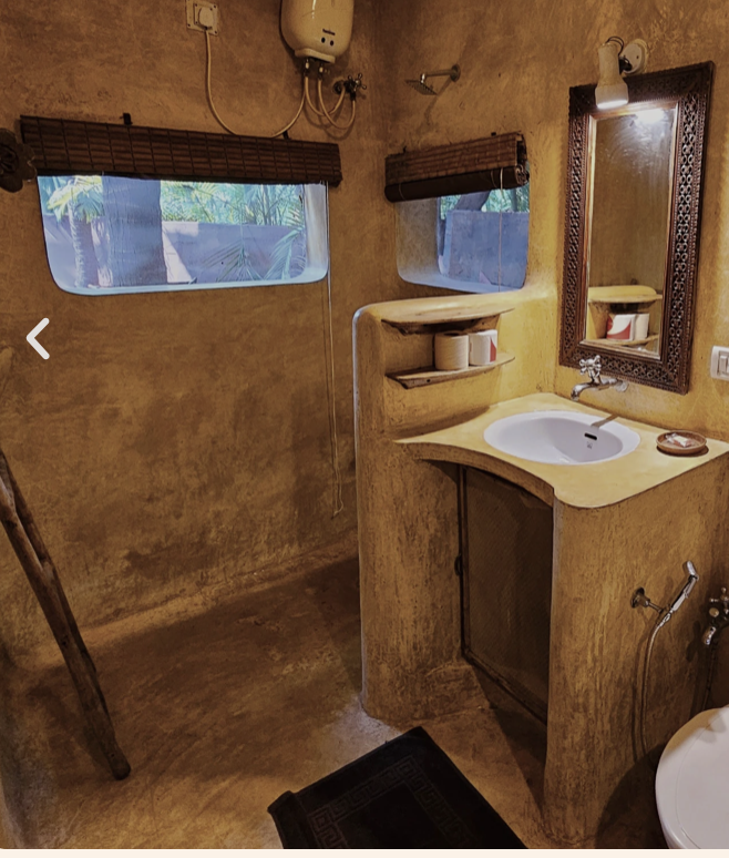Palm Grove Eco Lodge5.png