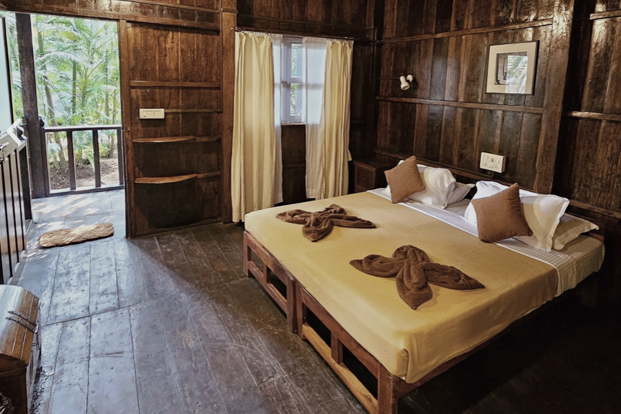 Palm Grove Eco Lodge3.png