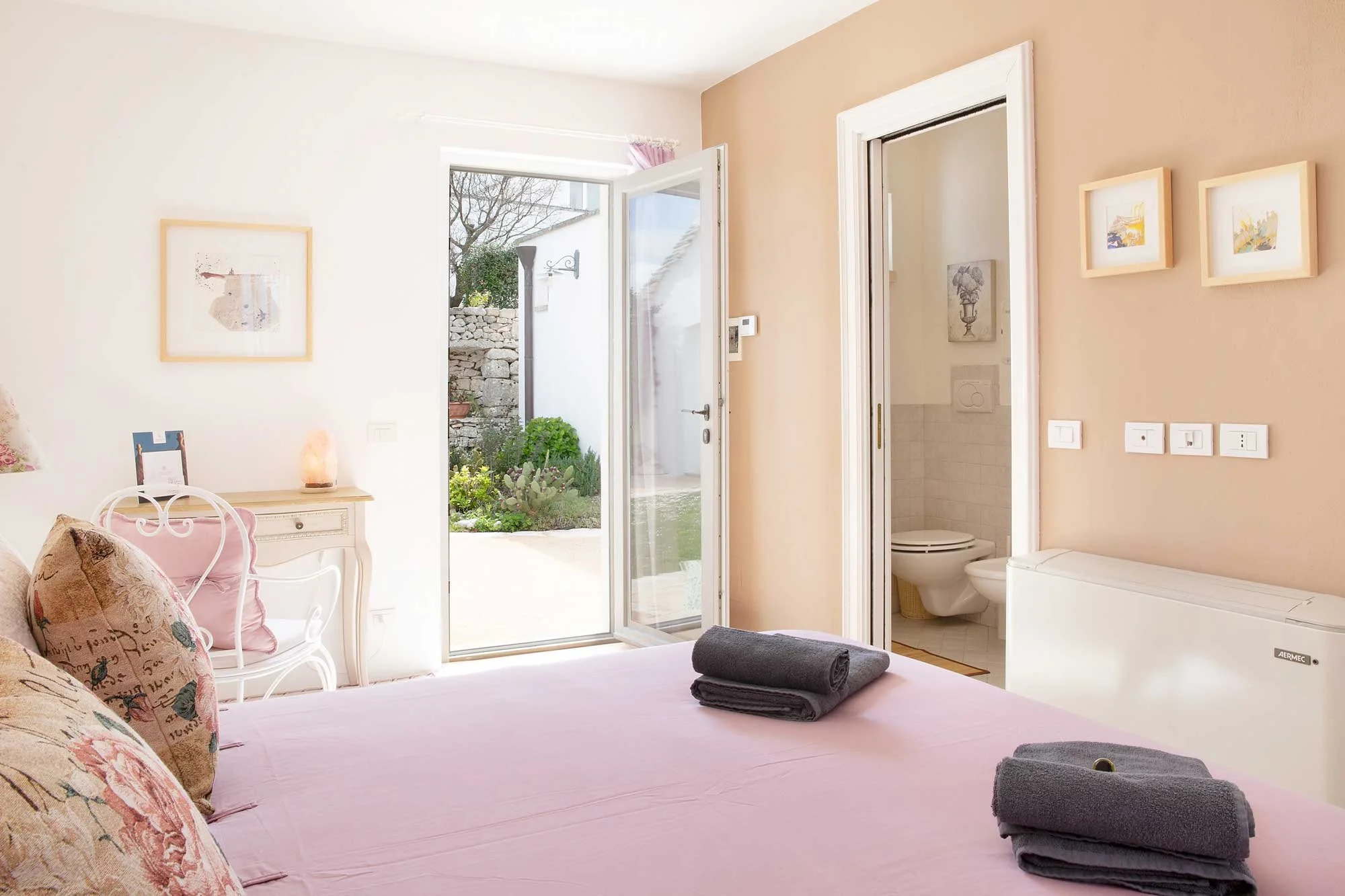 Ortensia3 Margherita Dal Pra Yoga Retreat Puglia.jpg