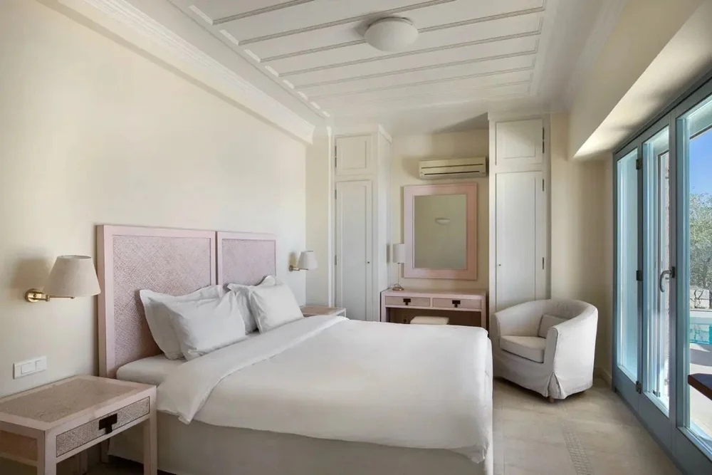 Villa Fos Room 2 downstairs