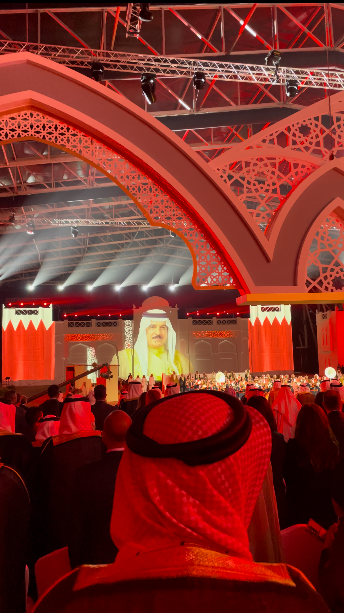 tsevis-sheikh-tamim-bin-hamad-thani-projected.PNG