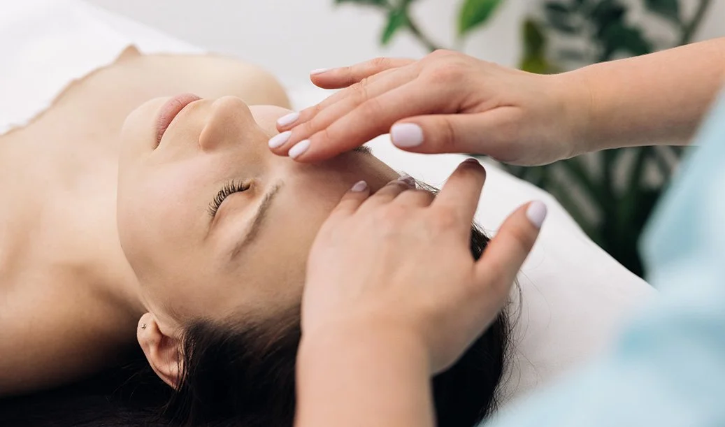 Ausschnitt einer Entspannungsmassage.