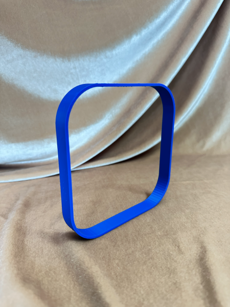 1 blue looking R.png