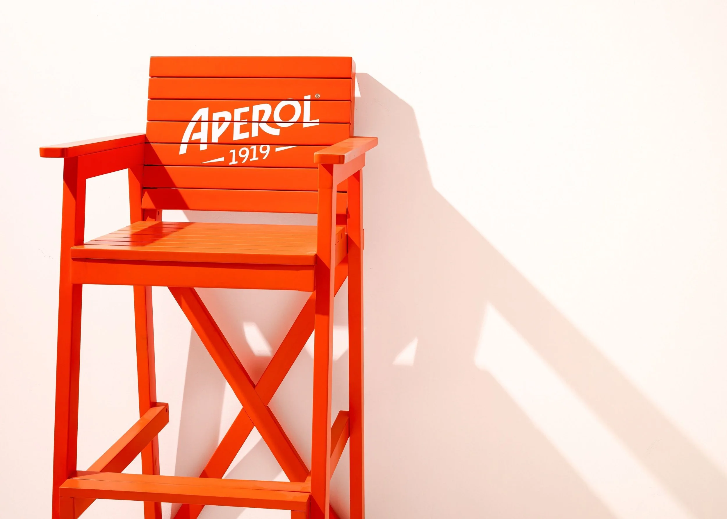 688c6eca92ffa5008f64581a_UY240418A_APEROL-UMPIRE-CHAIR-DETAIL-01-p-3200.jpeg