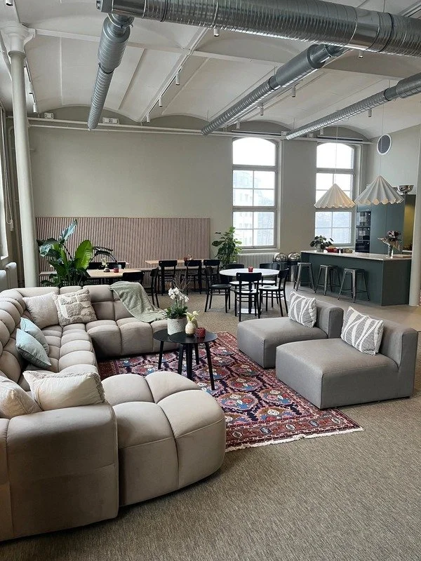 Lots hela lounge.jpg