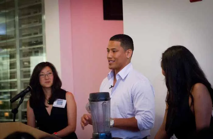 Events_2012_KAS_Benefit_Event_Photos_tc_will-speaking.jpg