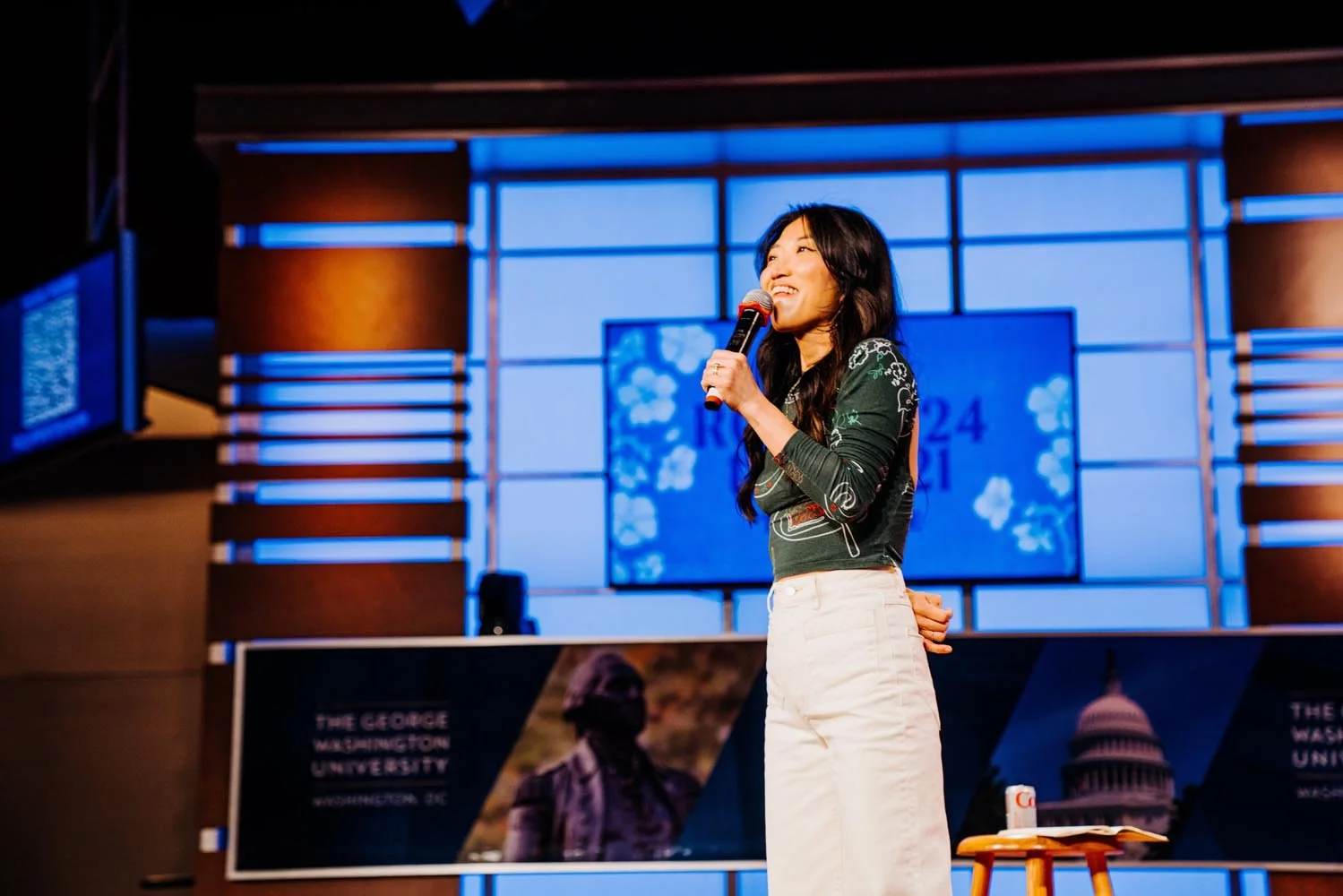 2024-roarstoryslam-dc-196.jpg