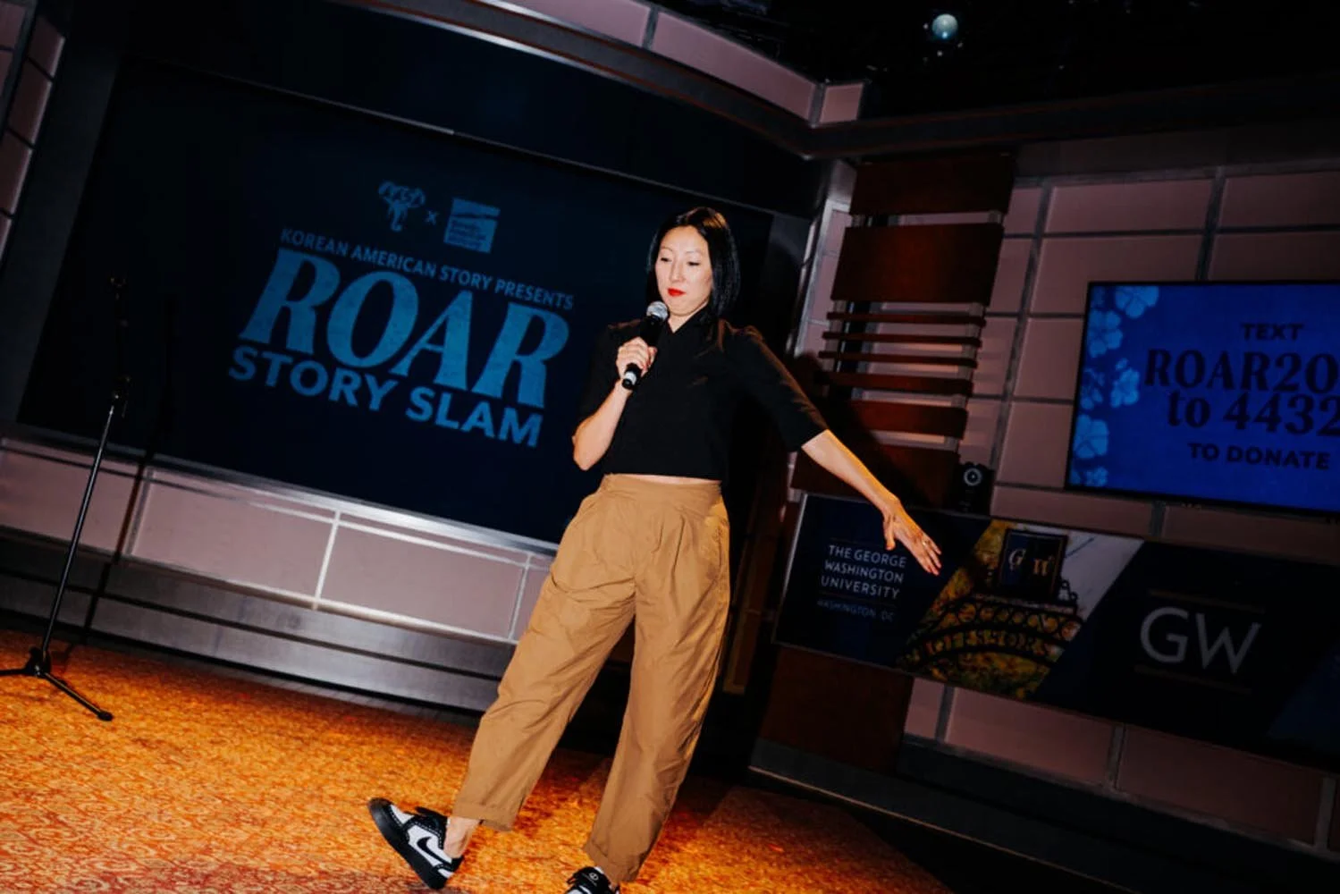 2024-roarstoryslam-dc-lowres-21-1024x683.jpg