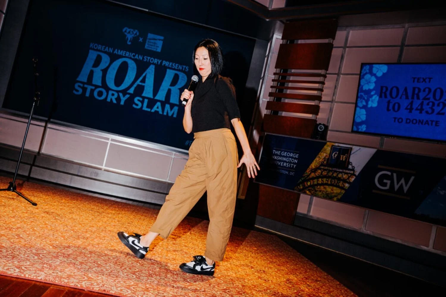 2024-roarstoryslam-dc-lowres-22-1024x683.jpg