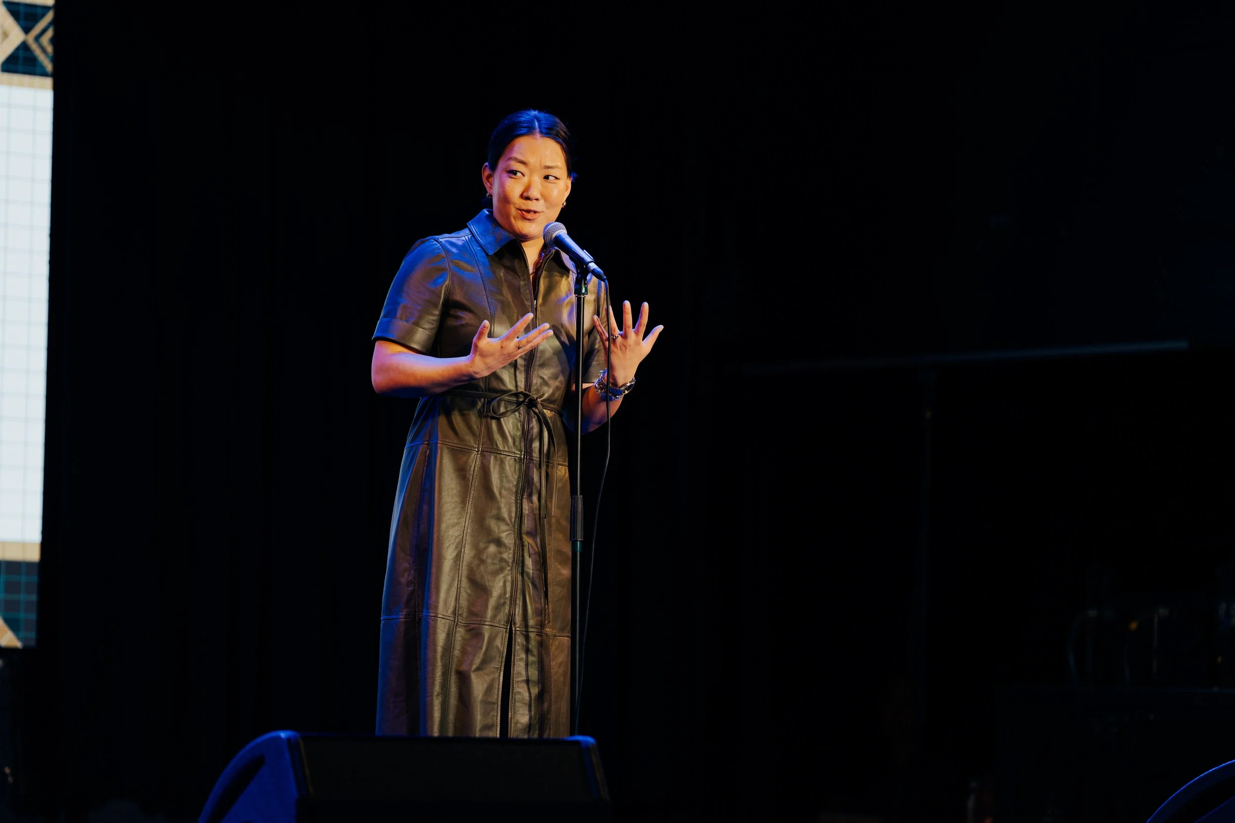 2026-roarstoryslam-nyc-web-57.jpg