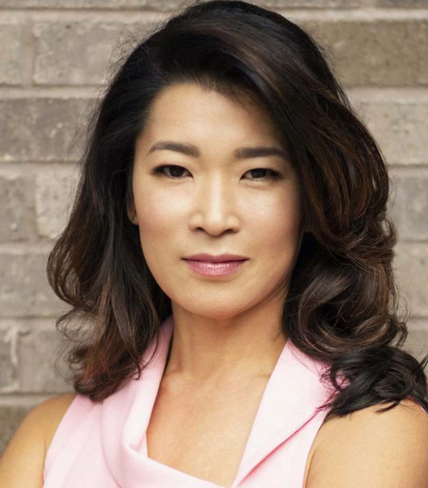 Vivian Lee - Host