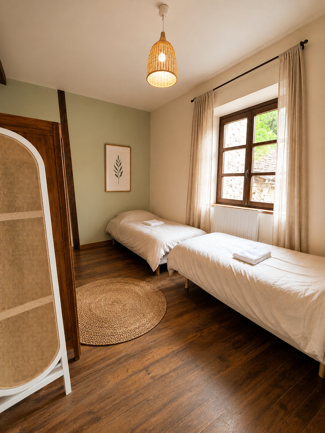 Chateau Twin Room.png