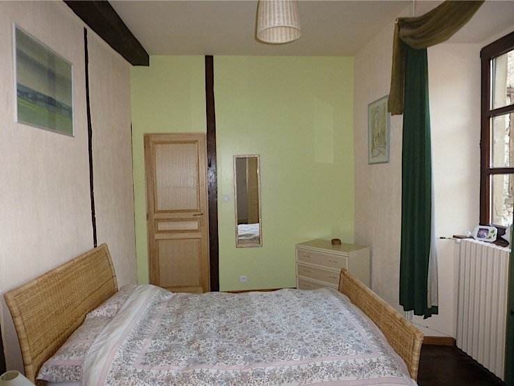 20 bedroom 2.jpg