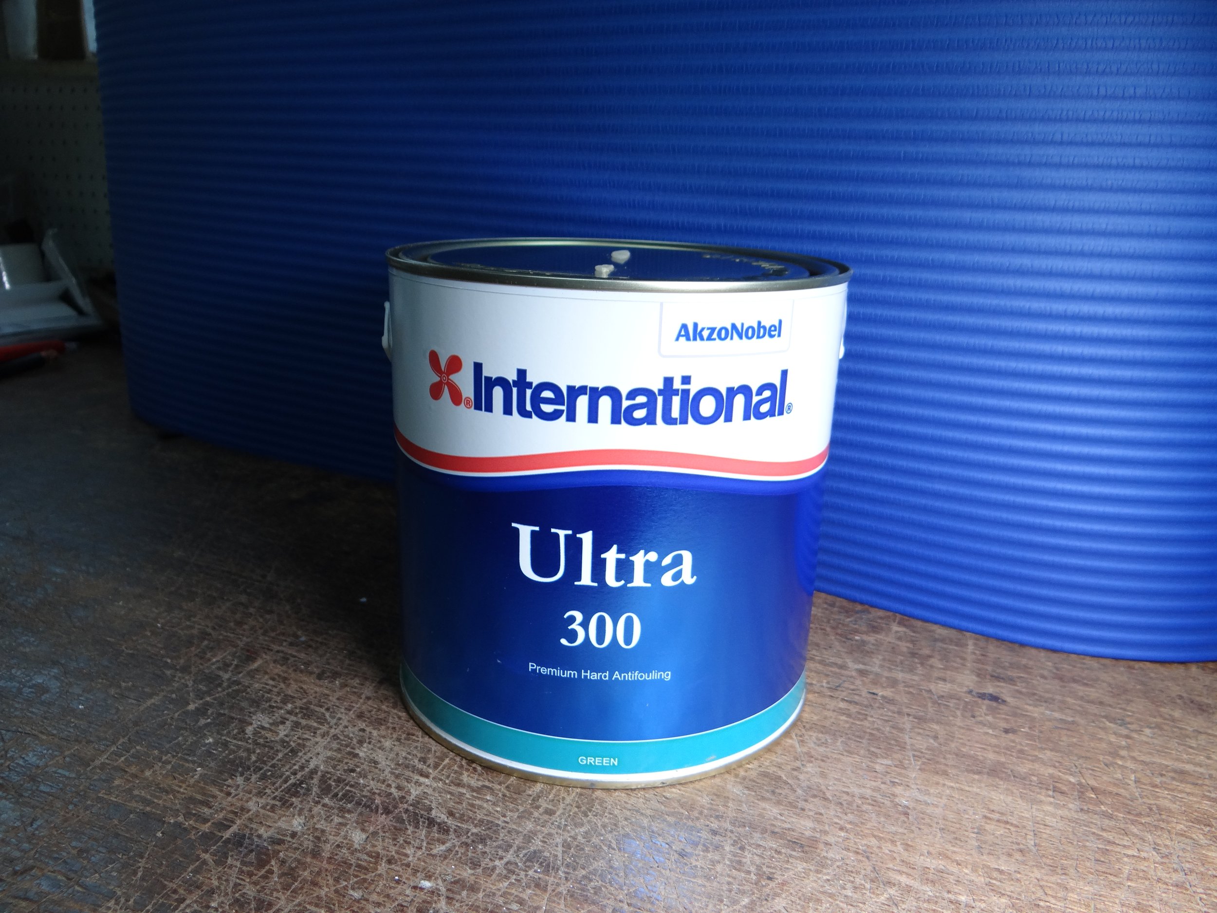 International Ultra 300 antifoul paint 2.5 litre