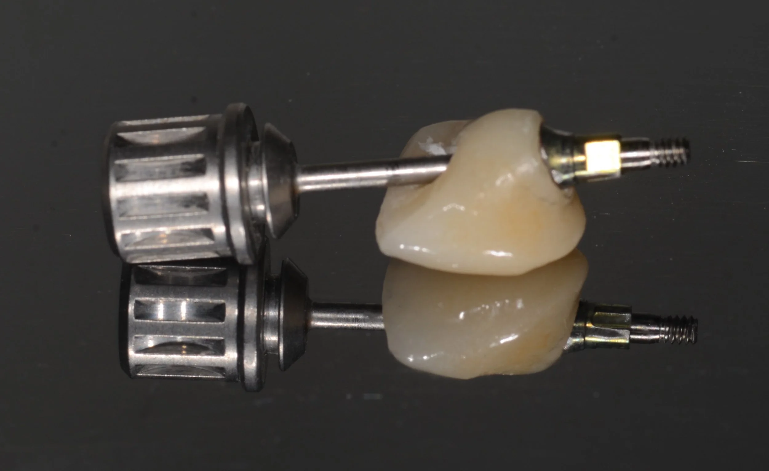 Corona definitiva de Disilicato de Litio