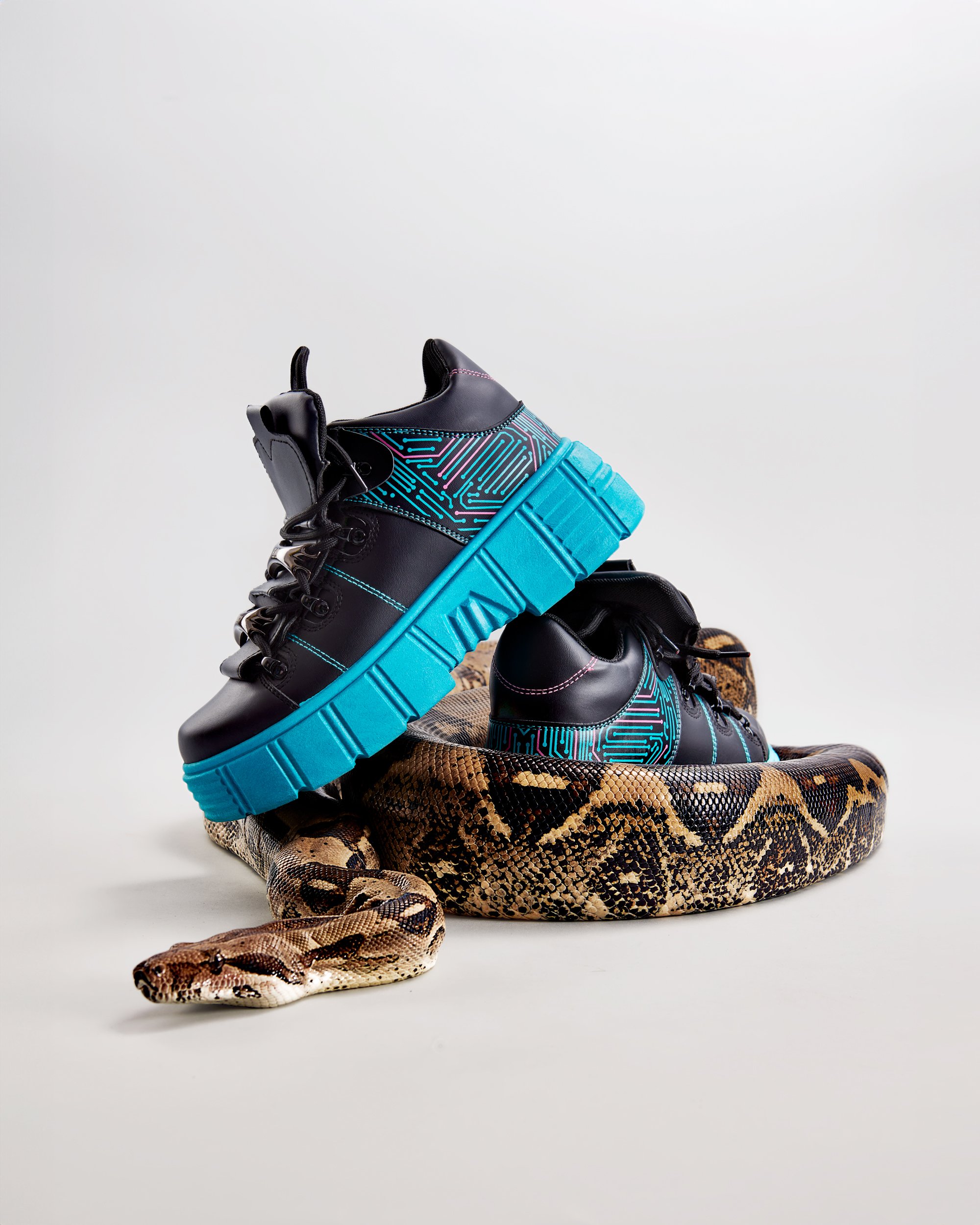 EDWARD FURY PHOTOGRAPHER KOI FOOTWEAR CAMPAIGN 005.jpg