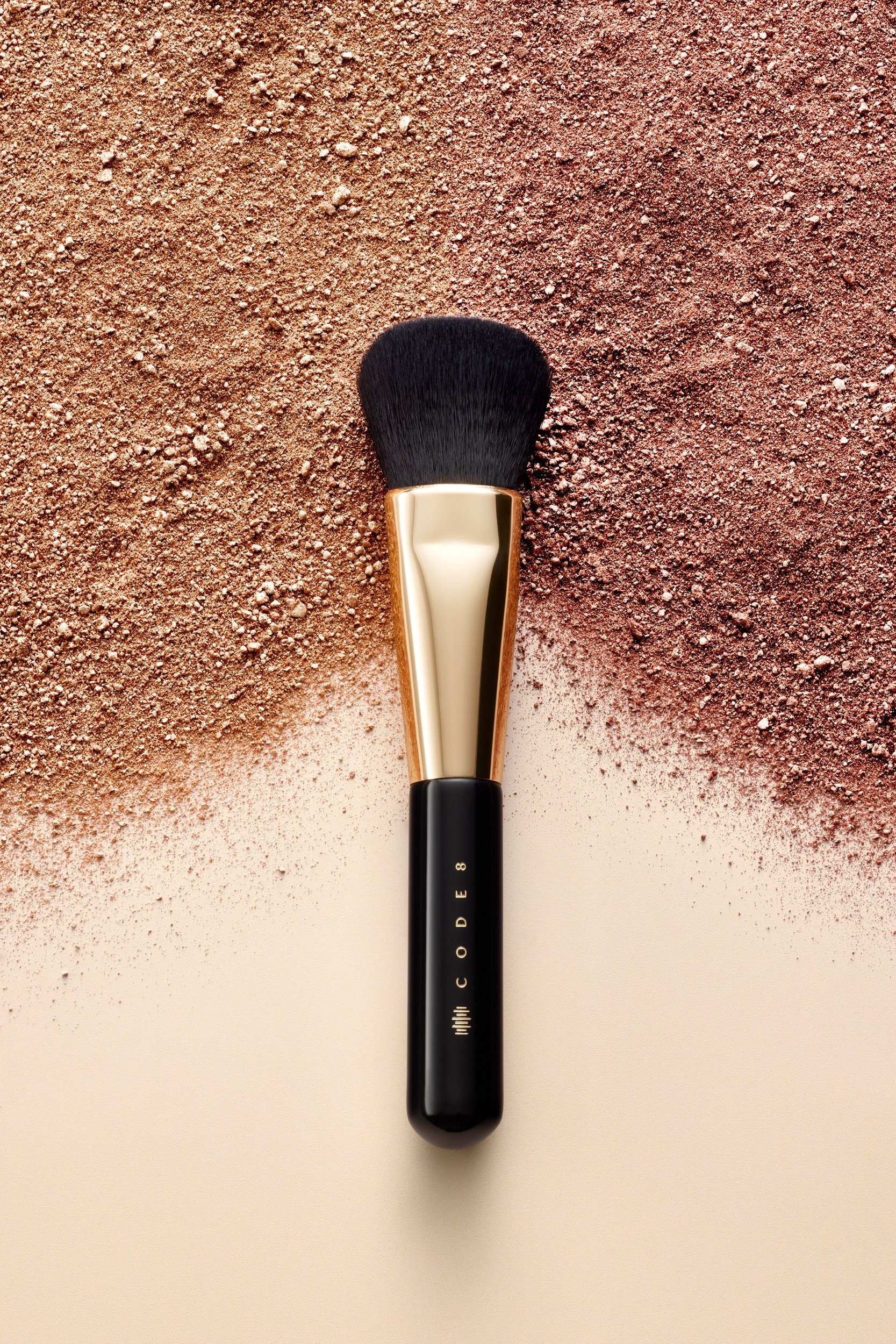 Edward Fury Cosmetics and Skincare Photographer Code8 HIGHLIGHTER BRUSH.jpg
