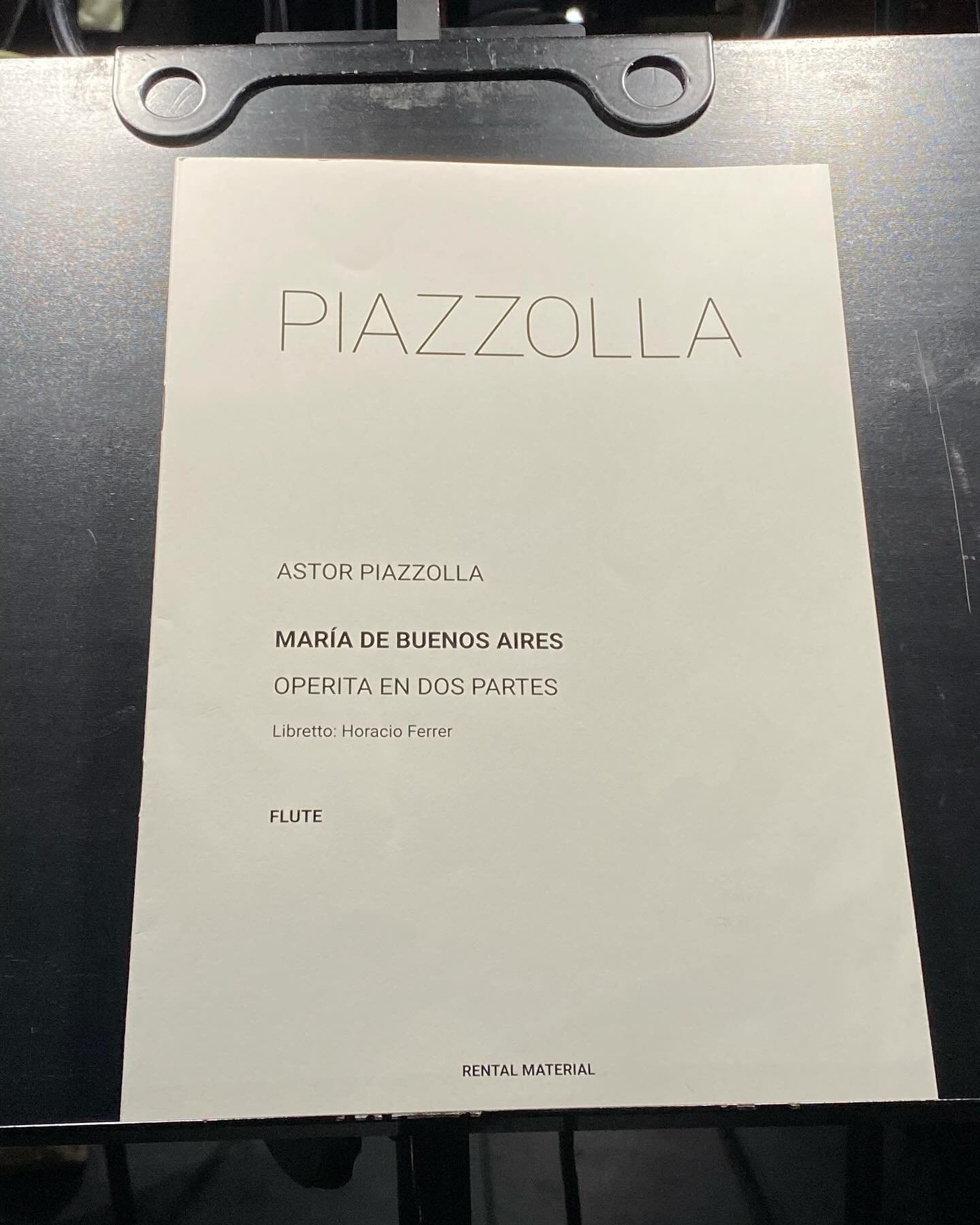 A slightly unusual setting in the opera this week :) on Saturday we premiere Piazzollas opera Maria de Buenos Aires. It is not every day I get to sit next to guitar and bandoneon :)