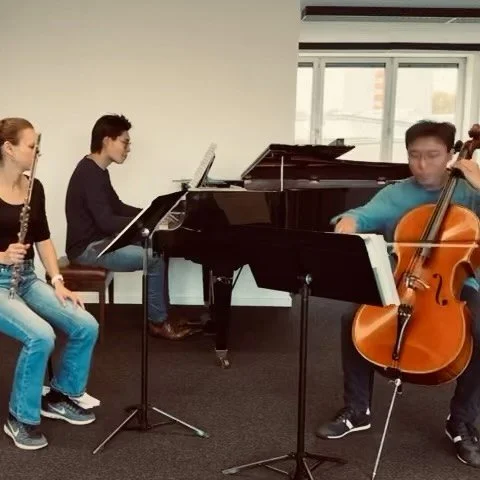 Rehearsing for our concert on Sunday! With amazing @guo_yuhao and Bonian Tian 😎
