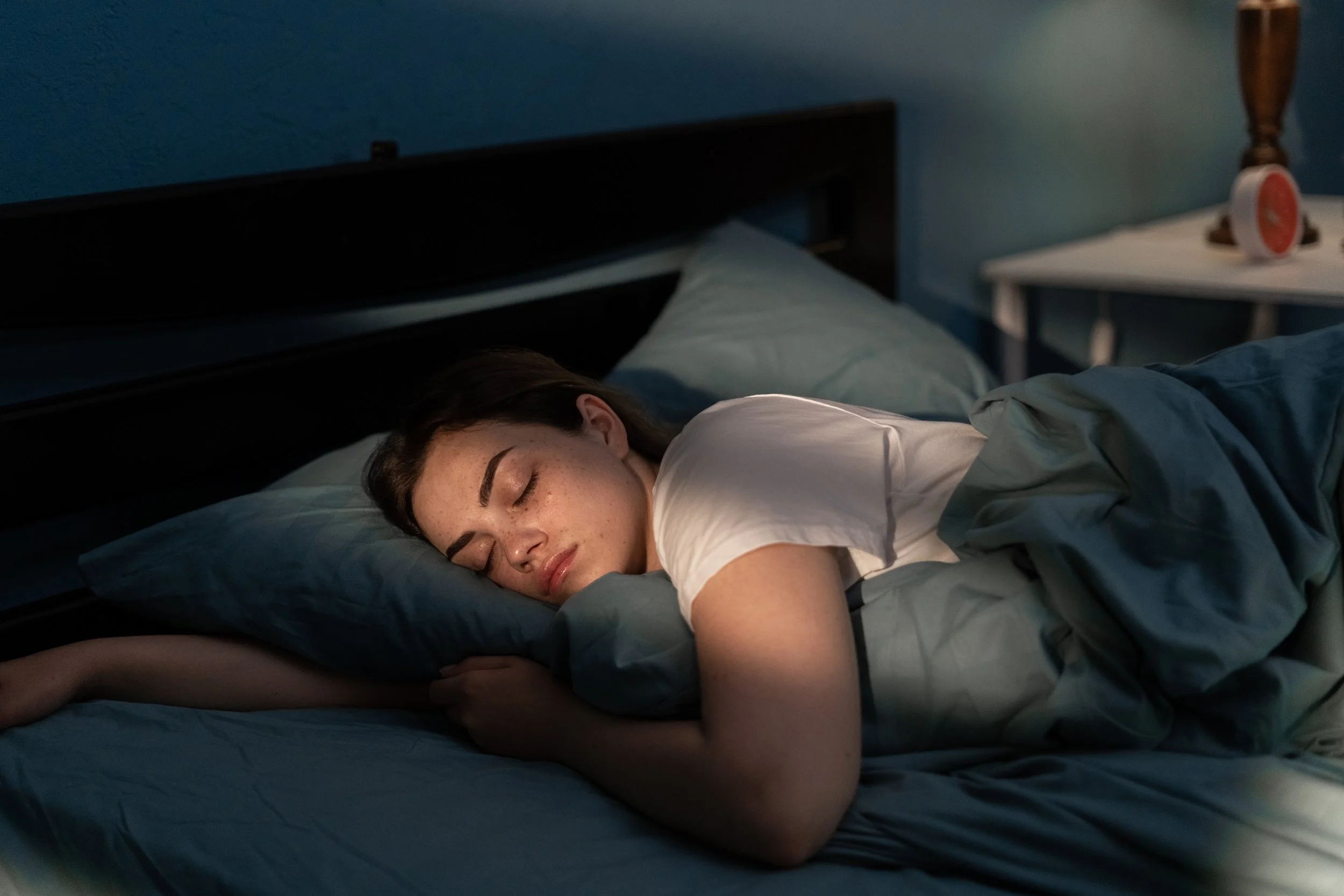 Lifestyle Changes That Improve Sleep Apnea Naturally
