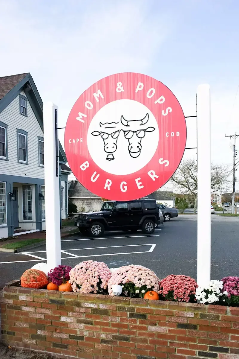 Mom and Pops Burgers | Best Chicken Fingers on Cape Cod