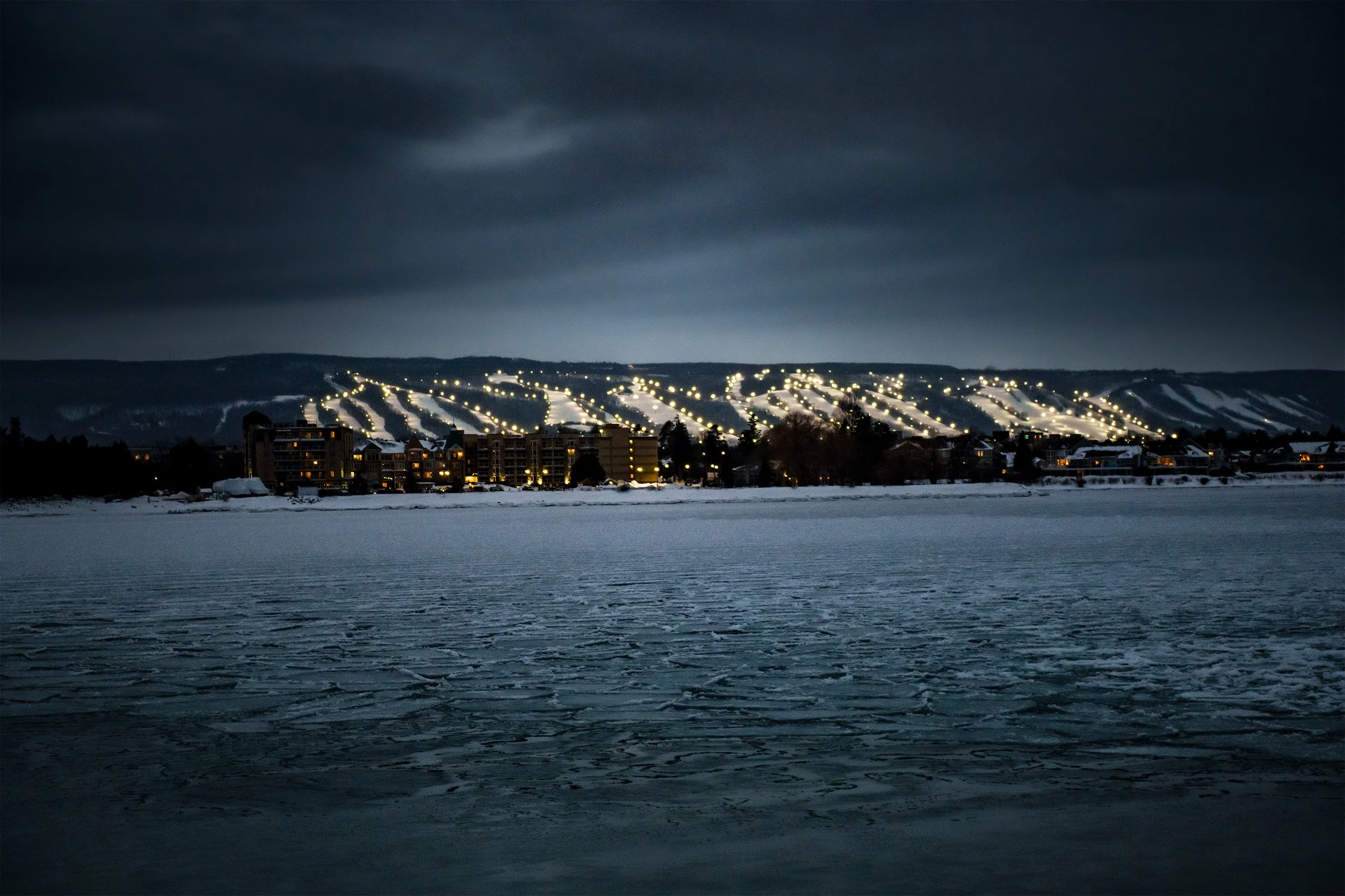 Blue Mountain Night@0.5x.jpg