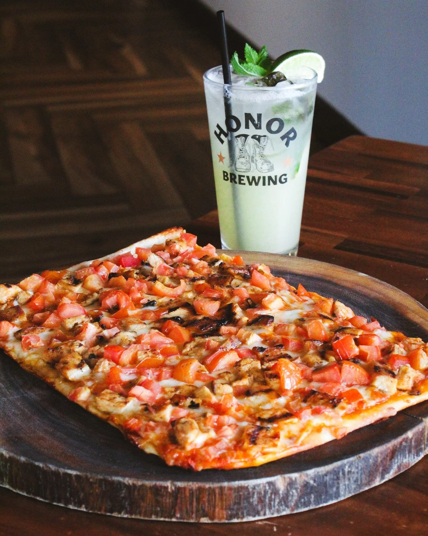 Fresh, simple, and packed with flavor 🍅🔥

Our May Food Special is here: the Chicken Tomato Flatbread!
Loaded with fajita chicken, fresh roma tomatoes, and a melted cheese blend on top of our housemade flatbread. Crisp, cheesy, and perfect with your