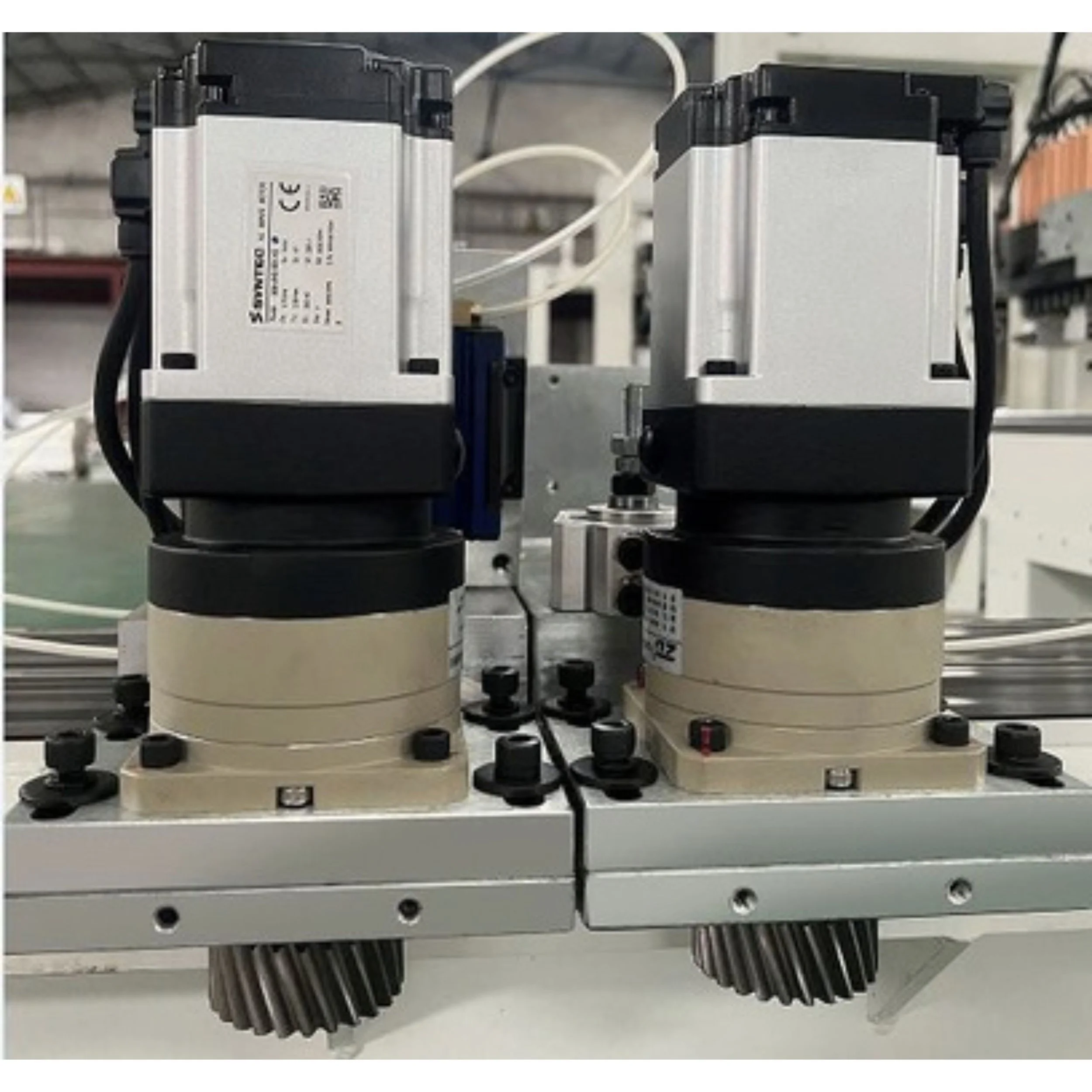 Syntec servo drive system
