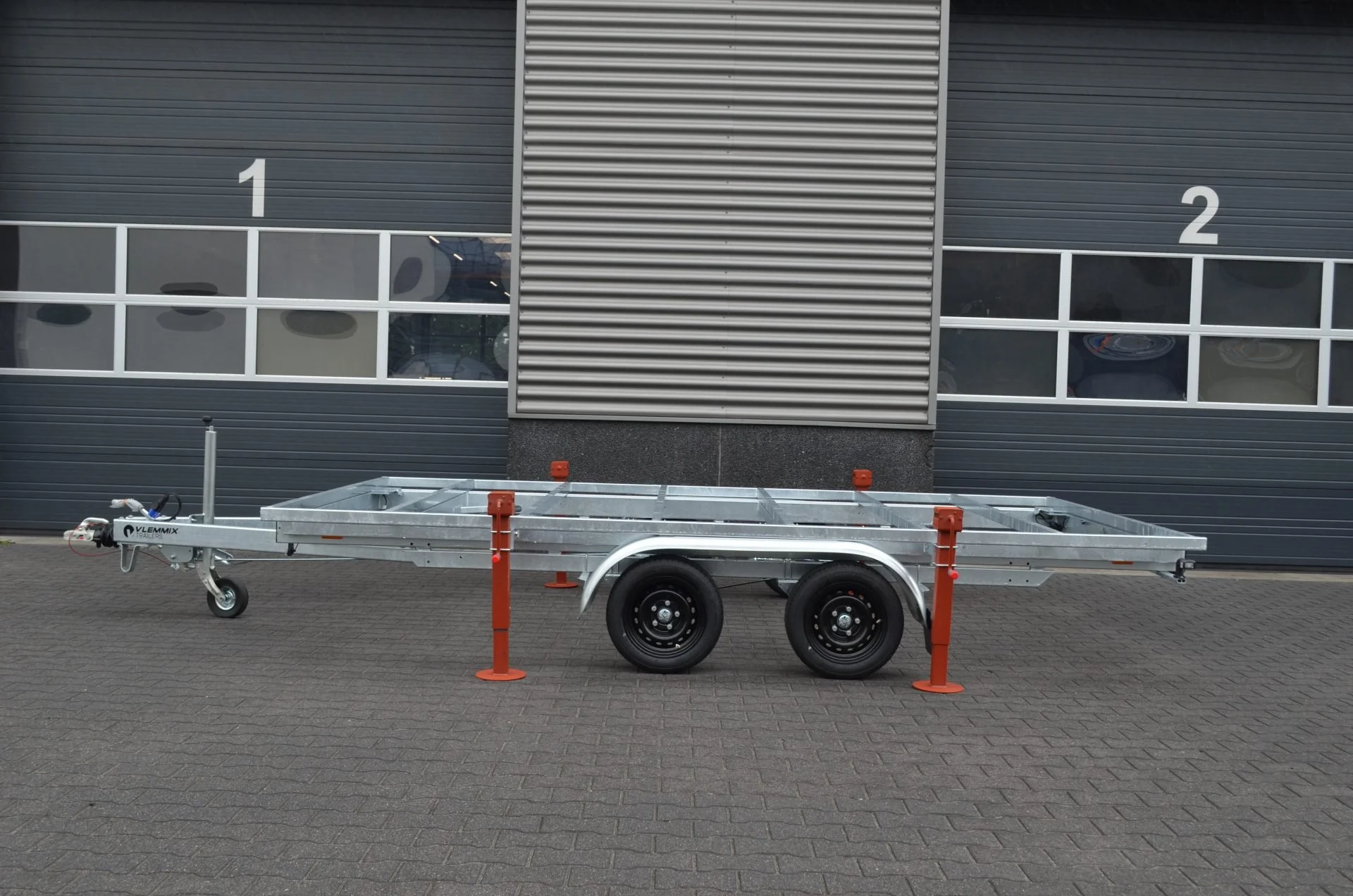 Detachable Trailer 480 2×1800 kg1.jpg