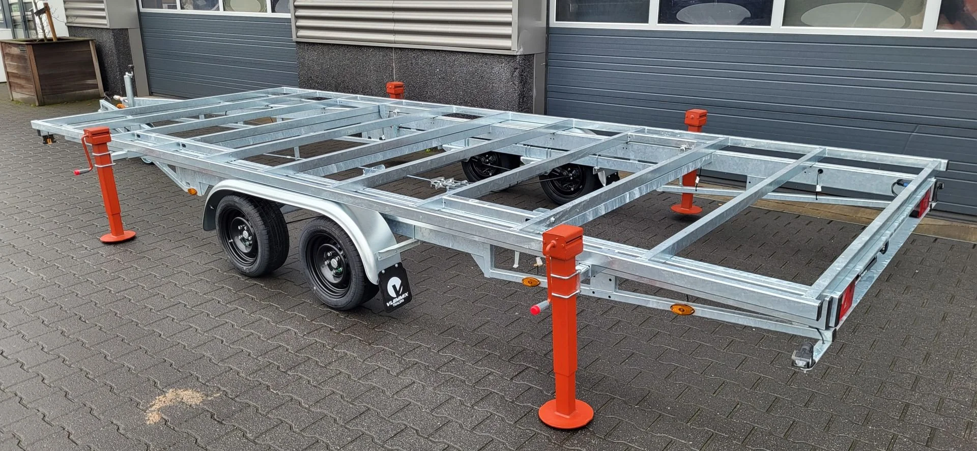 Detachable Trailer 600 2×1800 kgsd.jpg