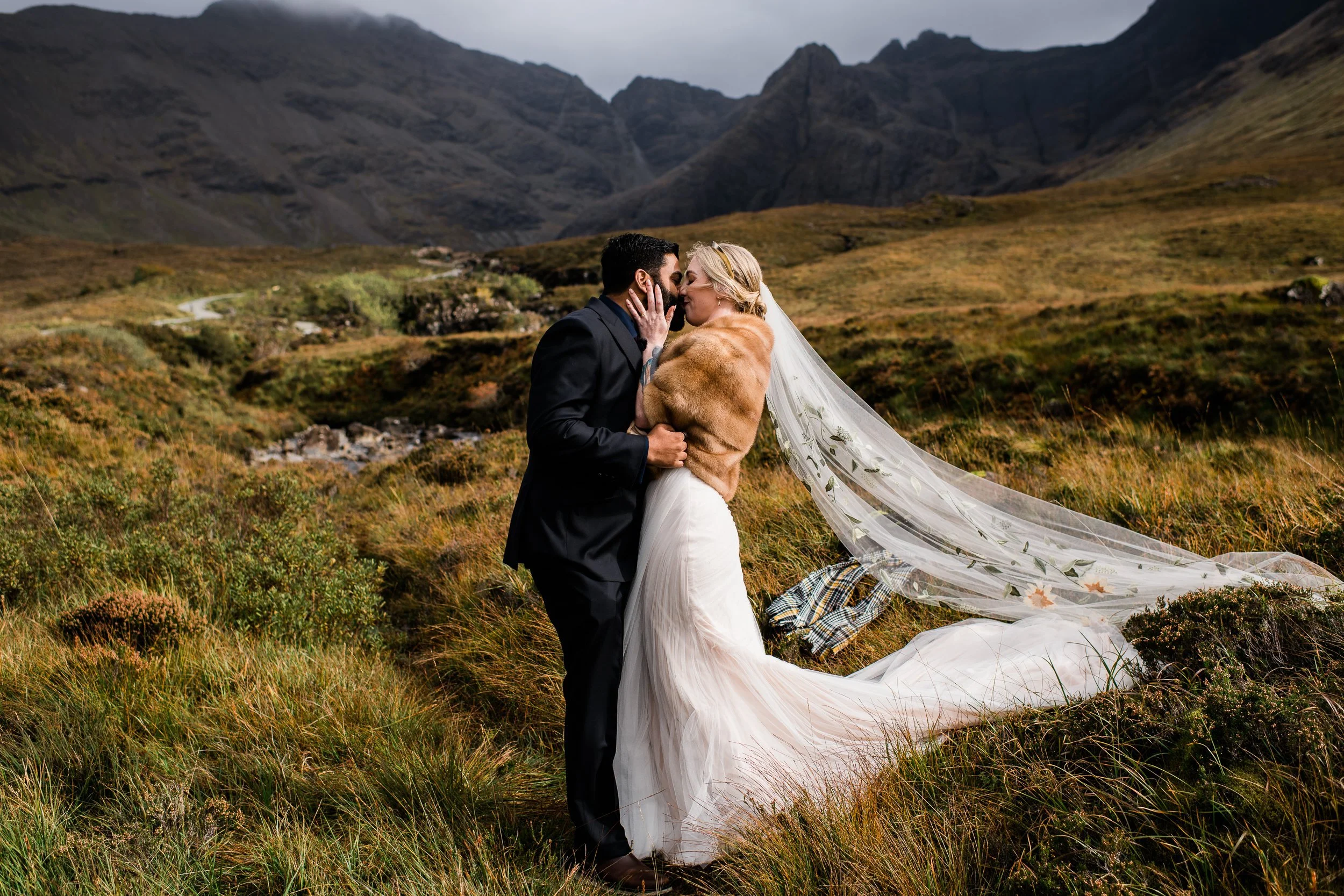 Isle of Skye Elopement Photographer-53.jpg
