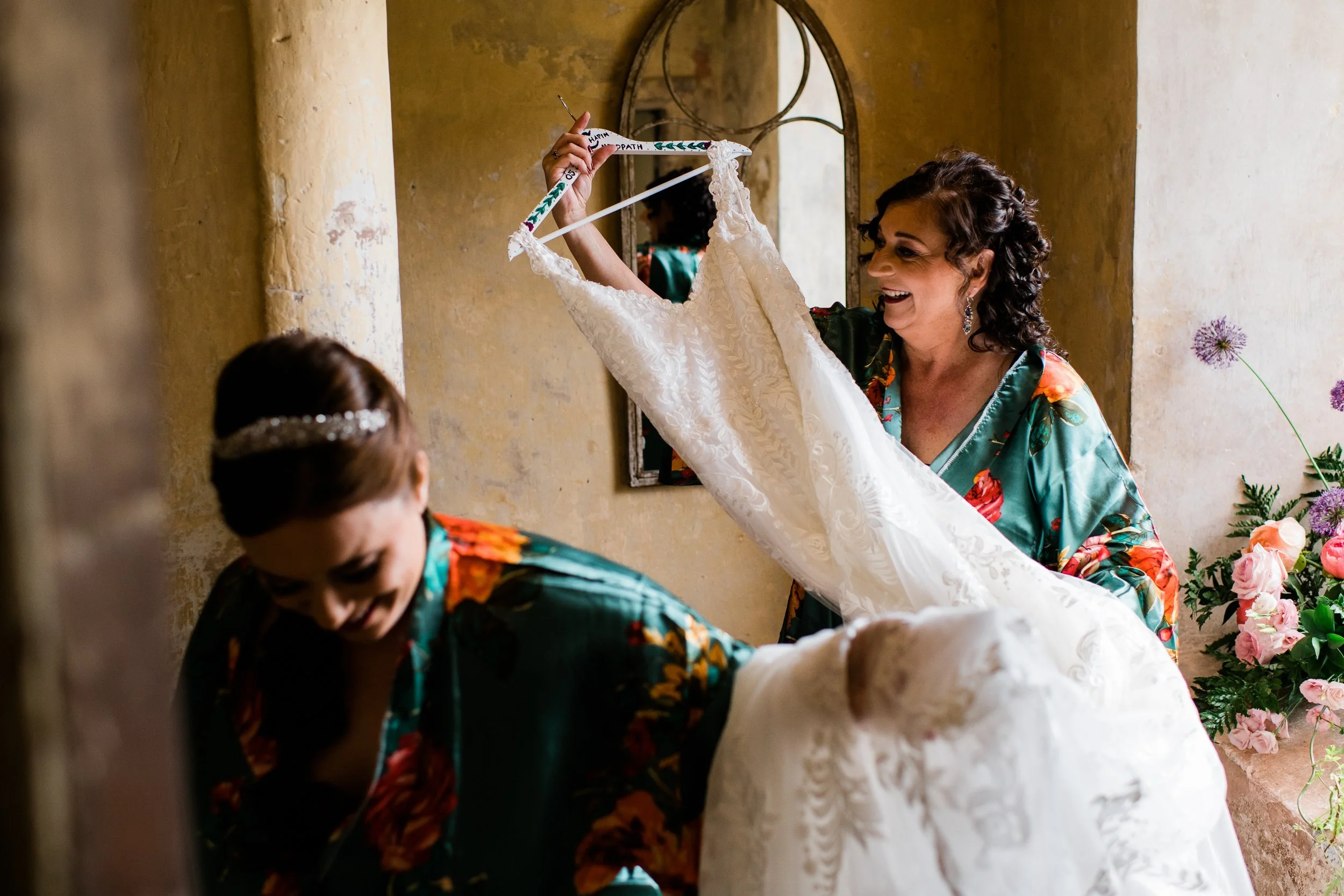 Neidpath Castle Wedding-8.jpg