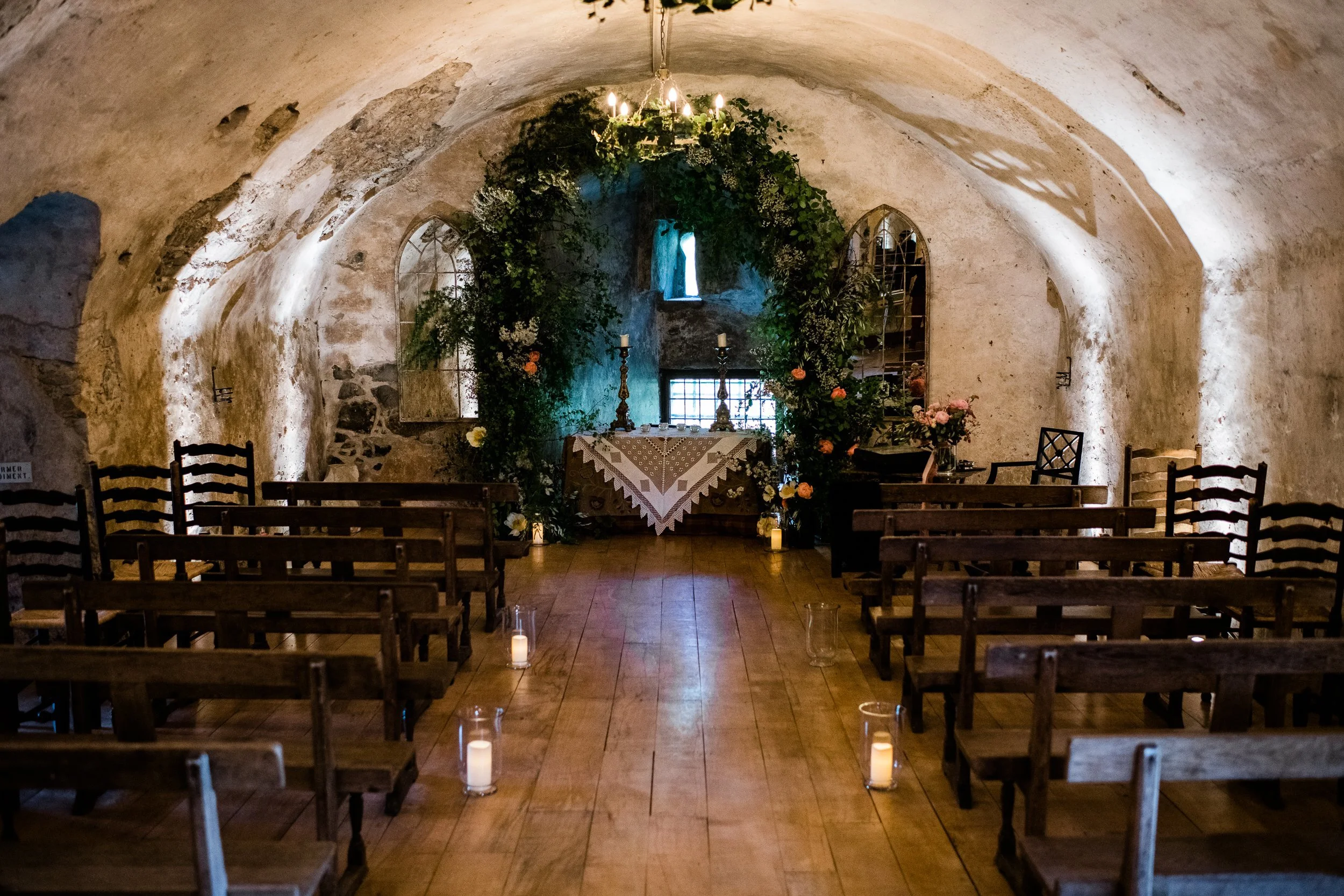 Neidpath Castle Wedding-23.jpg
