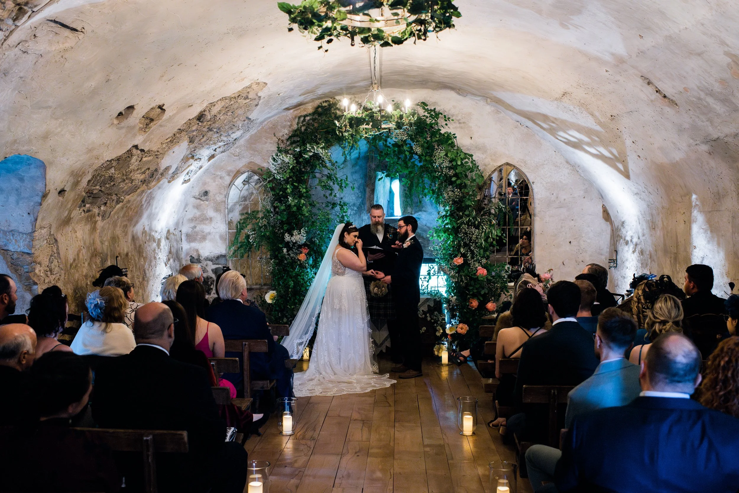 Neidpath Castle Wedding-34.jpg