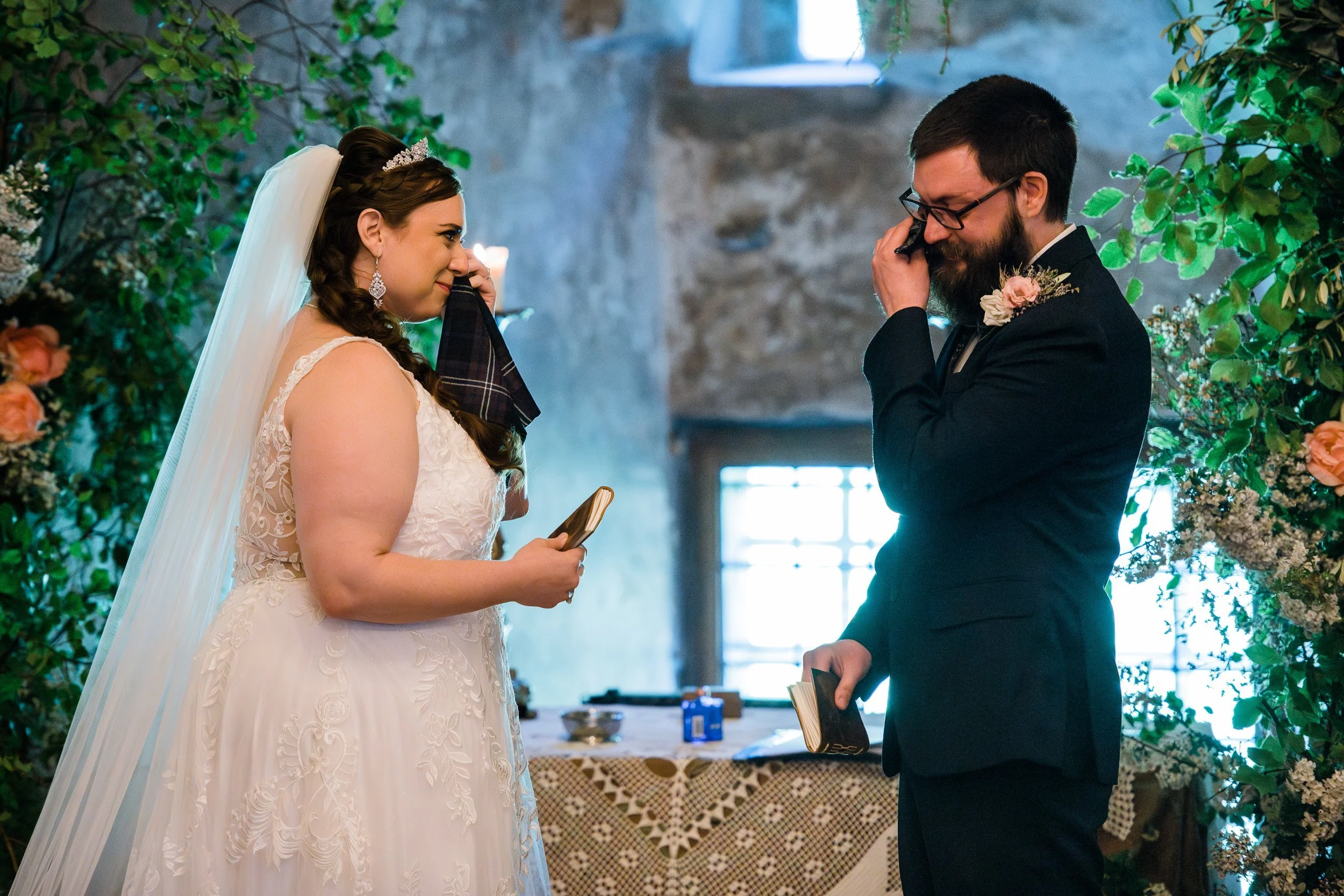 Neidpath Castle Wedding-35.jpg