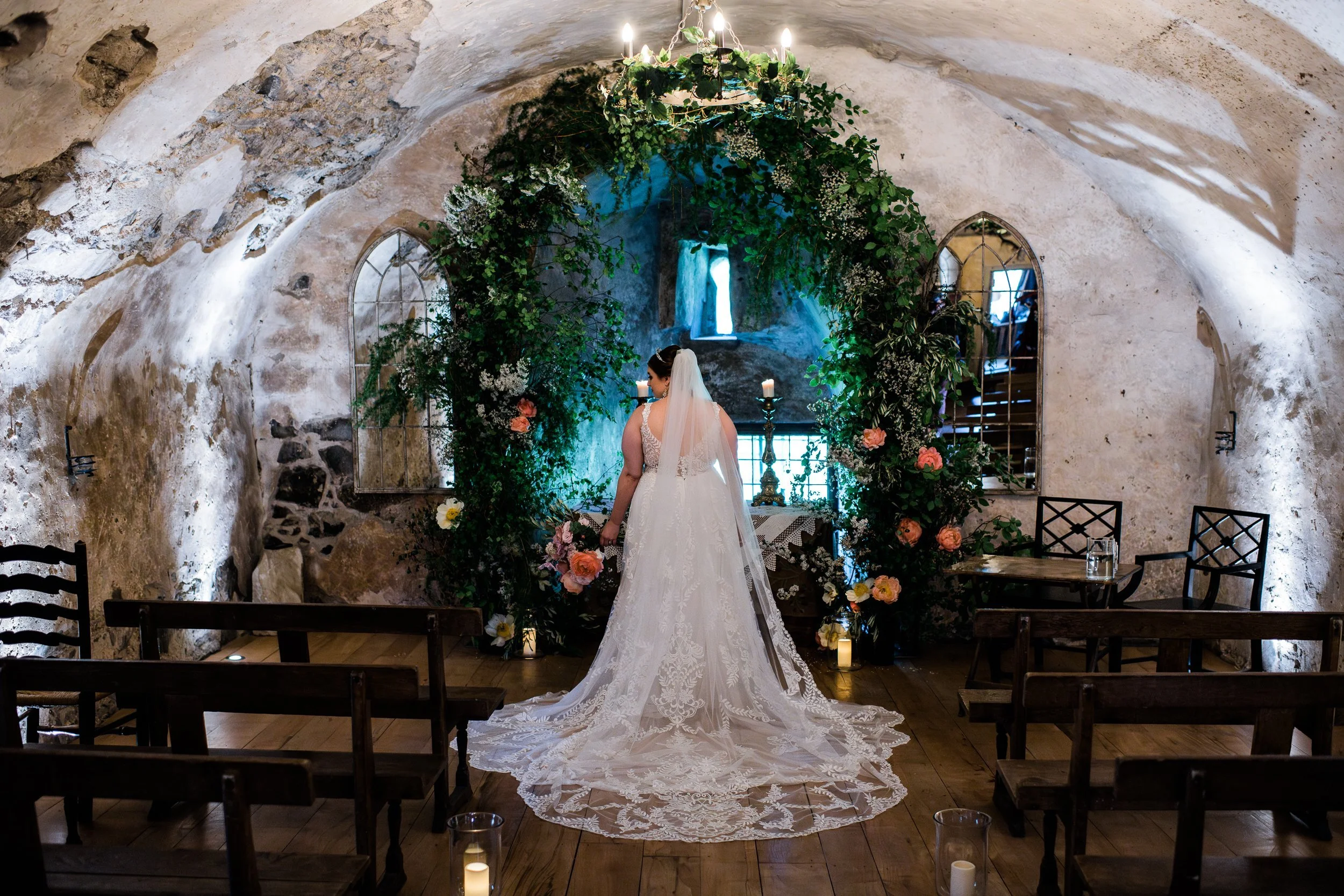 Neidpath Castle Wedding-39.jpg