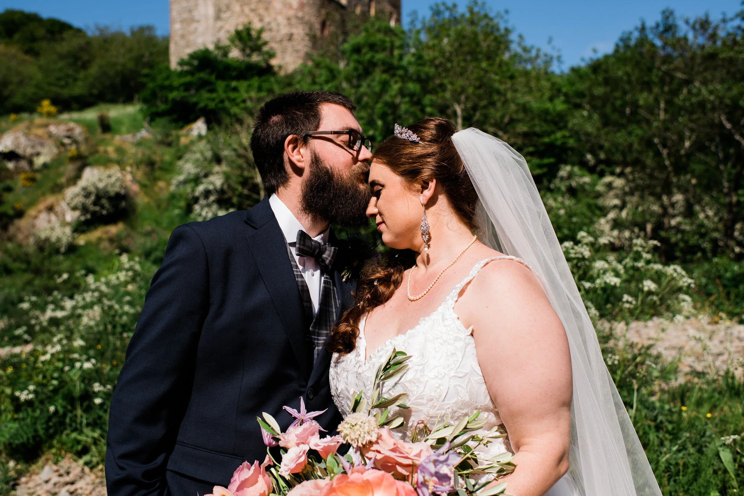 Neidpath Castle Wedding-46.jpg